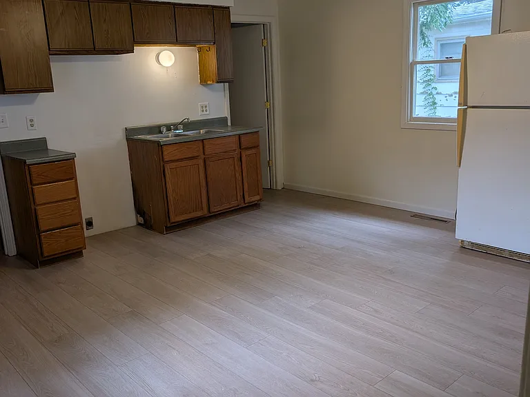 1105 Union St — Photo 4