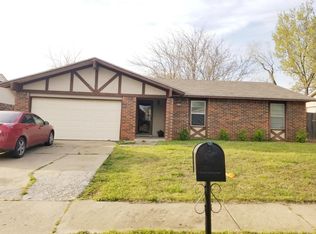 1212 W Memphis St, Broken Arrow, OK 74012