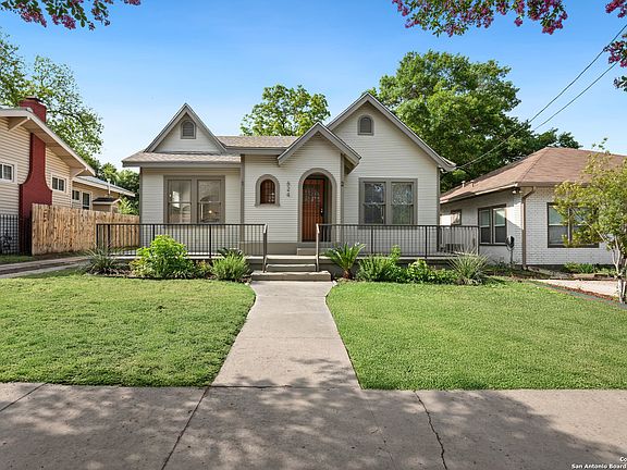 4th image of 624 W Magnolia Ave.