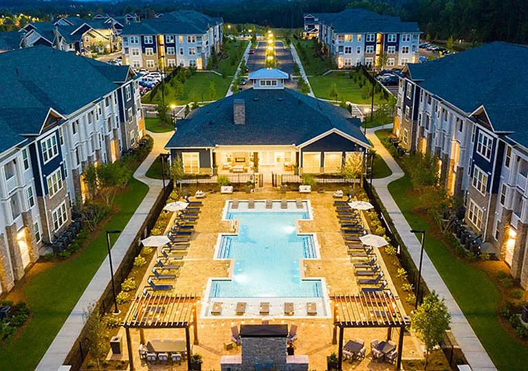 Promenade at Newnan Crossing — Photo 21