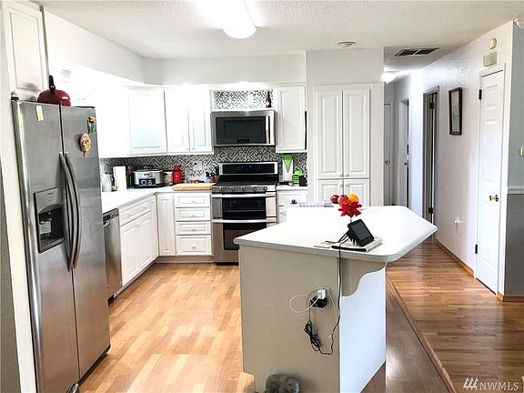 4th image of 7908 49th Ave E