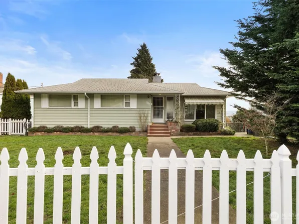 110 S Summit Avenue, Bremerton, WA 98312