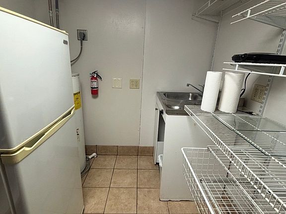 2nd image of 928 Main St #928926C