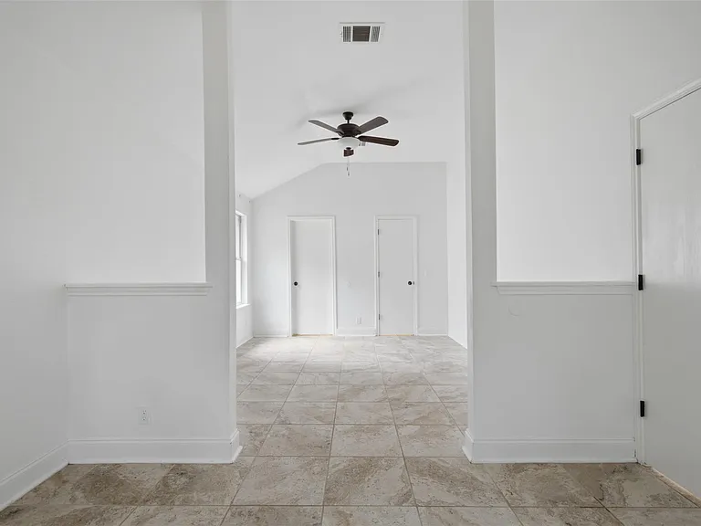 108 Songbird Ct — Photo 20