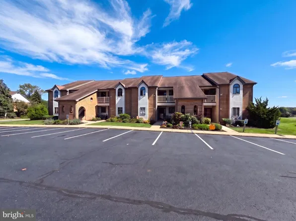 47 Black Oak Dr, Lancaster, PA 17602