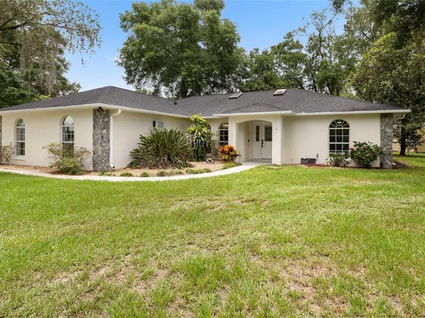 5960 SE 126th St, Belleview, FL 34420