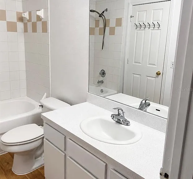 6572 Swissco Dr #215 — Photo 13