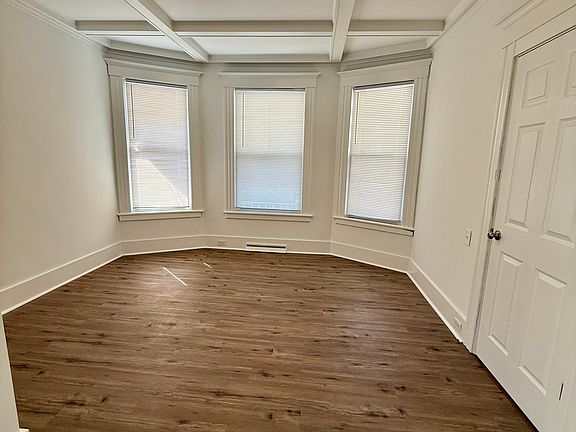 2nd image of 160 Pacific St #1