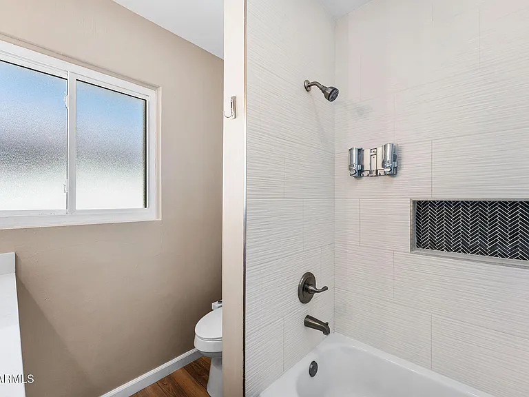 8302 E Windsor Ave — Photo 20