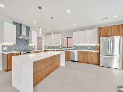 107 Sunset Pl #C, Palisades Park, NJ, 07650