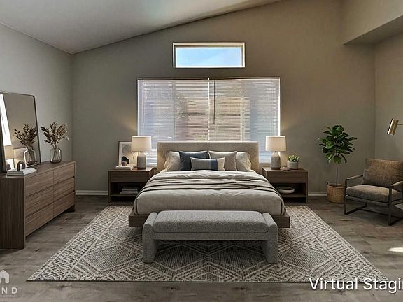 3rd image of 245 Farlin Cir