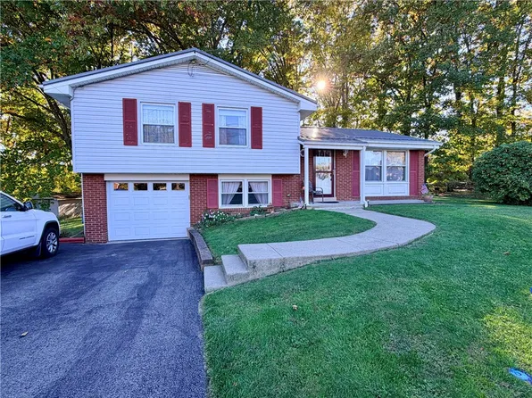 131 David Dr, Butler, PA 16001