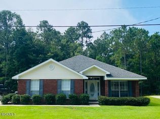 85569 Diamondhead Dr W, Diamondhead, MS 39525