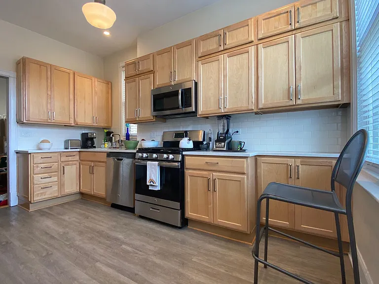 4351 N Hermitage Ave #2N — Photo 4