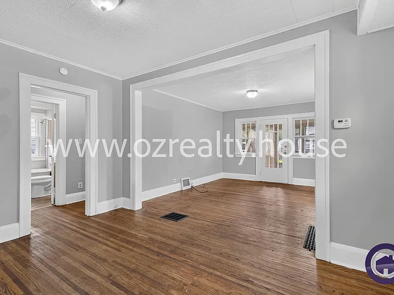 3644 Leybourn Ave — Photo 7