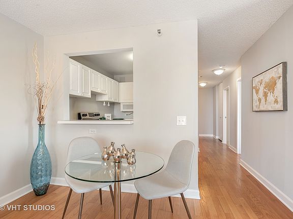 5th image of 3660 N Lake Shore Dr APT 1406