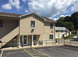 75 Main St #A, Franklin, NJ 07416