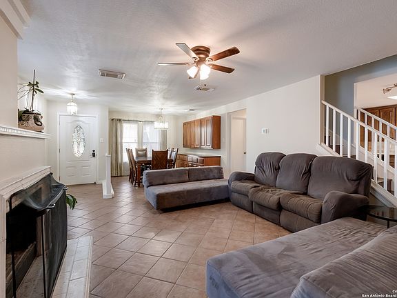 5th image of 13562 Mason Crest
