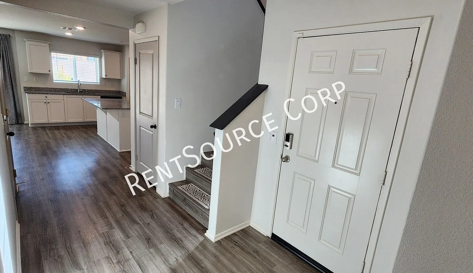 4 Bedroom, 2 Bath for Rent in Lancaster — Photo 4