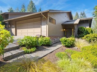 6 168th Ave NE, Bellevue, WA 98008