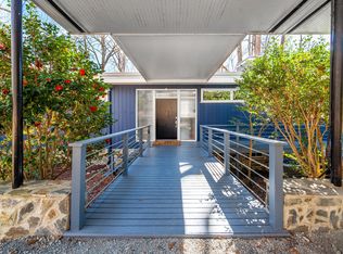 1004 Kings Mill Rd, Chapel Hill, NC 27517