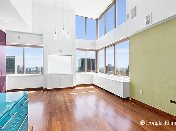 235 E 40th St APT 41H, New York, NY 10016