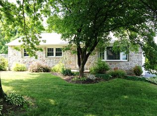 84 Maugers Mill Rd, Pottstown, PA 19464