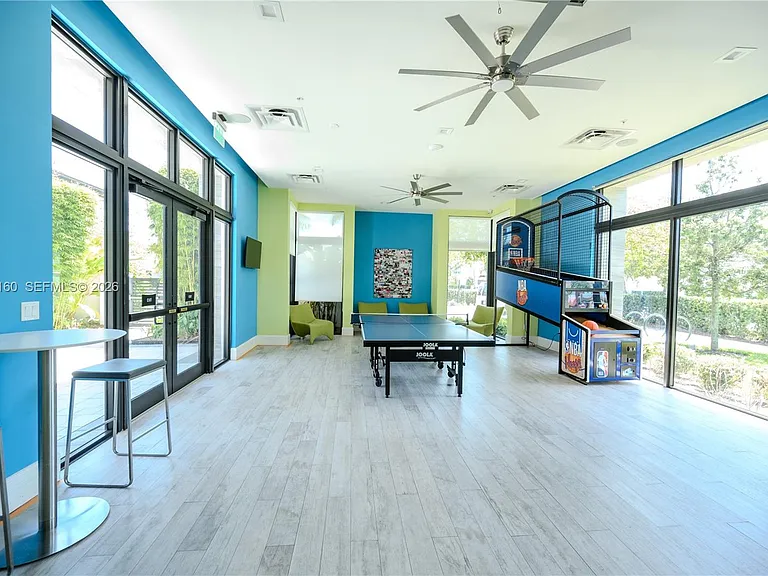 4640 SW 84th Ave #12 — Photo 42