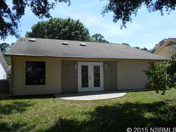 2nd image of 744 Pine Shores Cir