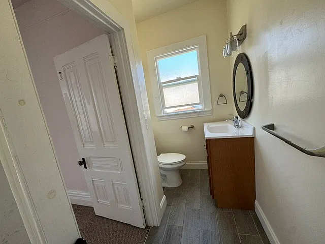 Studio, 650 sqft, $2,400 — Photo 3