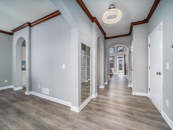 2nd image of 847 Admiral Dr