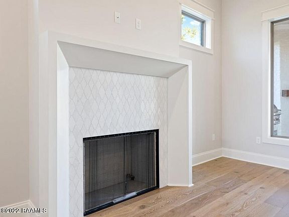 4th image of 211 Harvest Creek Ln