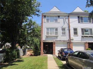 25803 Craft Ave, Rosedale, NY 11422