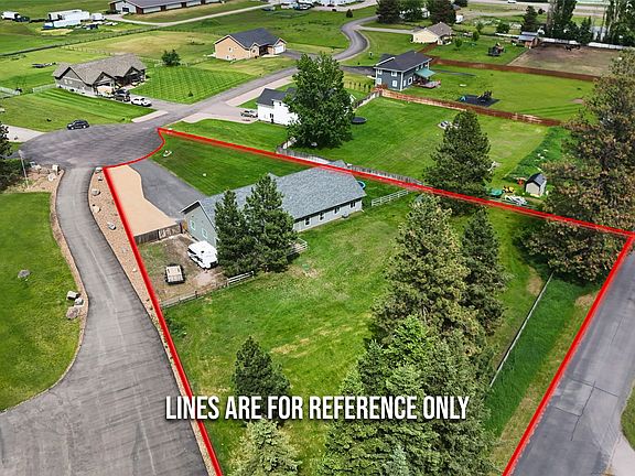 3rd image of 590 Red Hawk Ln