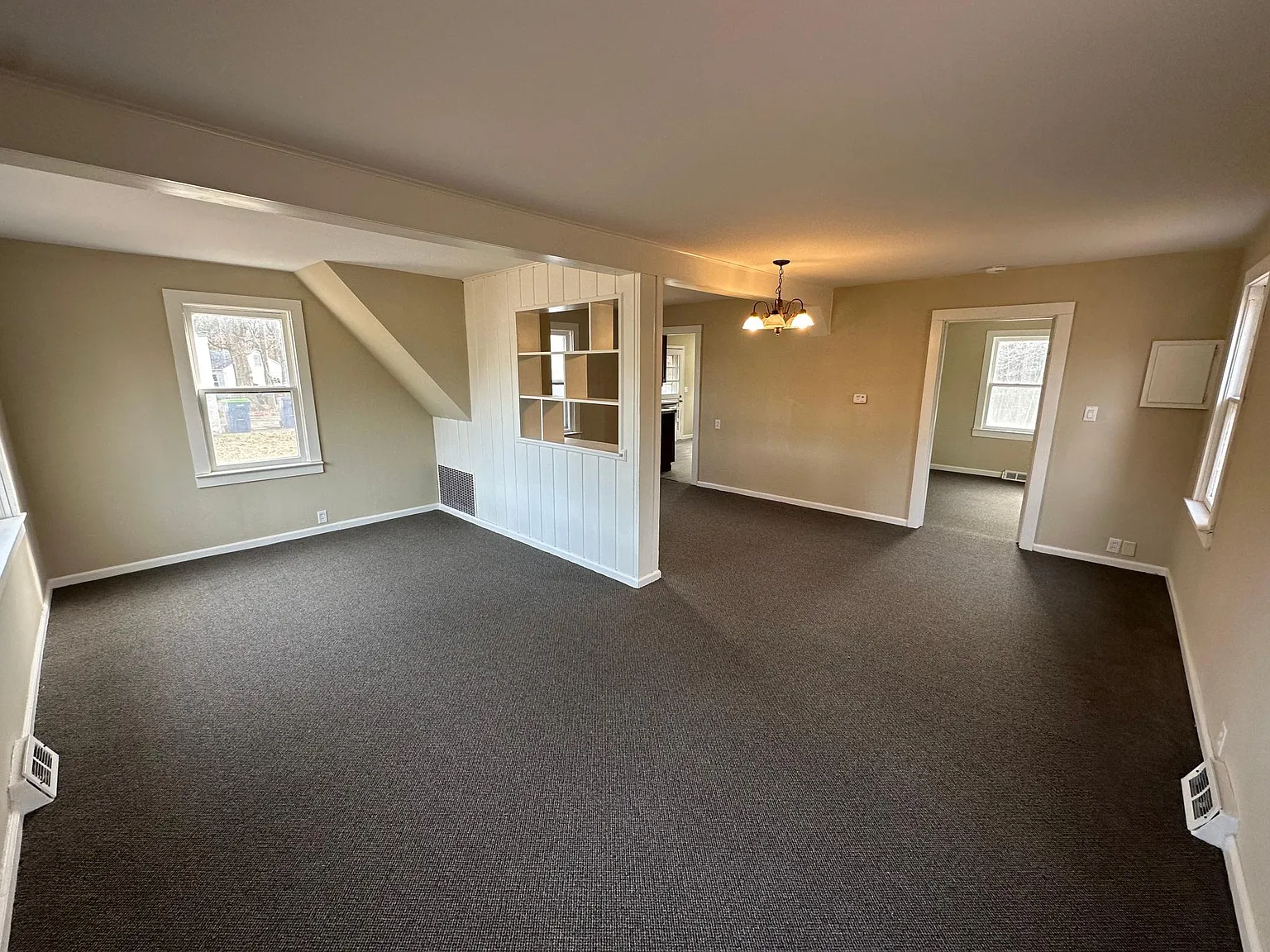 9875 Midland Rd — Photo 4
