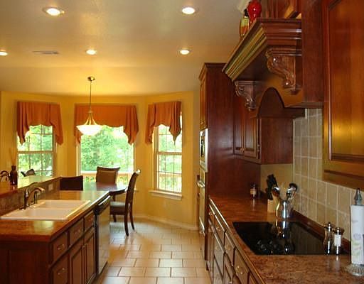 3rd image of 120 Madison 8080 Dr #8080