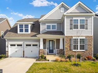 566 Crab Apple Dr, Stafford, VA 22554