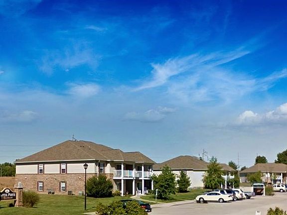 5th image of 301 Capital Pointe Ct #26