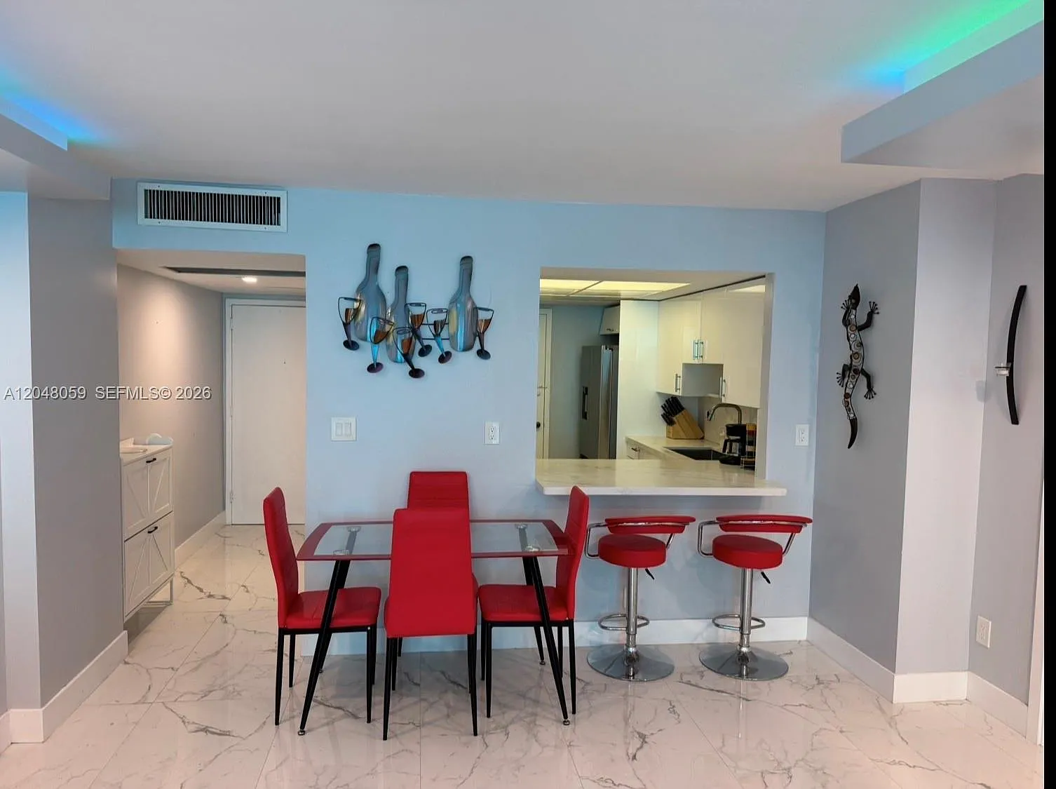 Parker Tower Condo — Photo 2