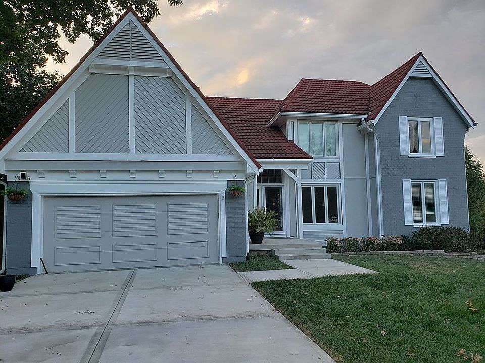 1st image of 3910 NE Beechwood Dr