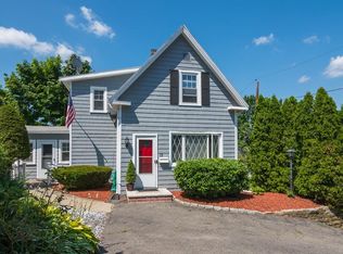 12 Dunns Hill Rd, Quincy, MA 02169