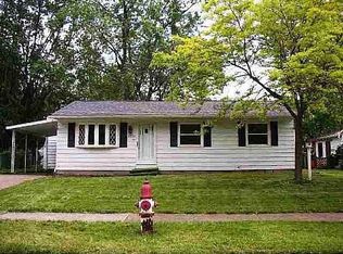 4931 Mapleview Dr, Vermilion, OH 44089