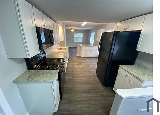 3rd image of 2525 Imlay Ct S