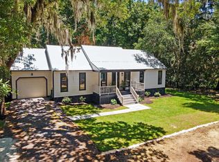 808 Parkersville Rd, Pawleys Island, SC 29585