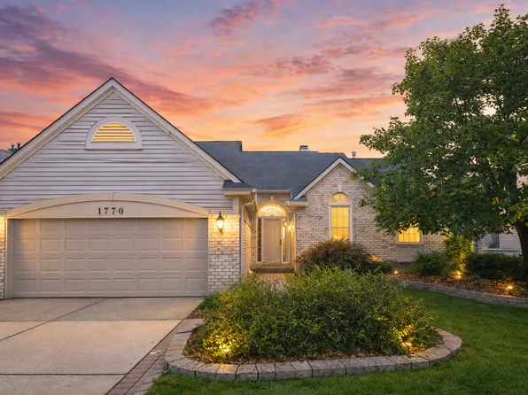 1770 Dogwood Trl, Commerce Township, MI 48390