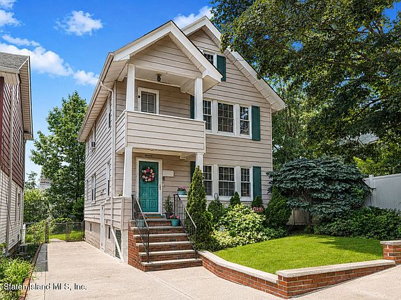 2nd image of 11 Maine Ave