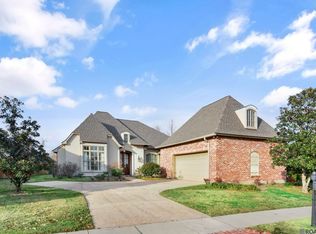 3204 Grand Way Ave, Baton Rouge, LA 70810