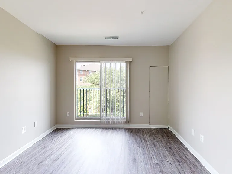 20 Lambourne — Photo 101