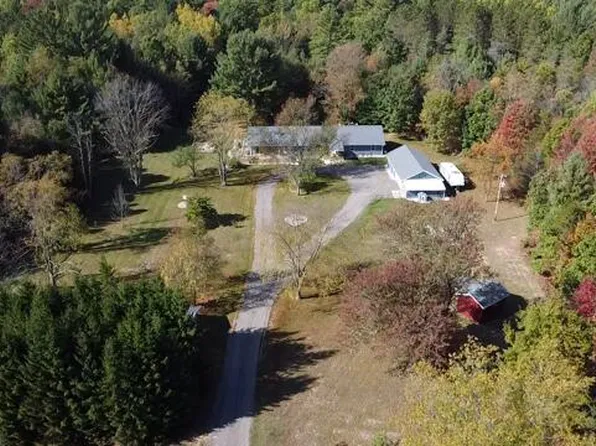 5683 N Tyndall Rd, Branch, MI 49402