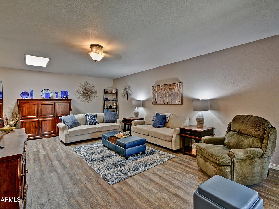 1st image of 10508 W Granada Dr